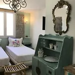 Villa Naiada *
