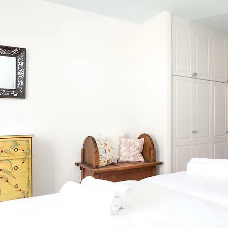 Naiada Villa *