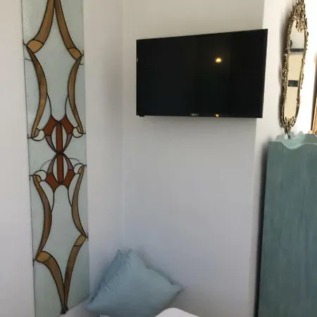 Naiada فيلة *