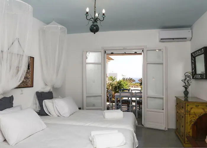 Naiada Vila Kalafatis